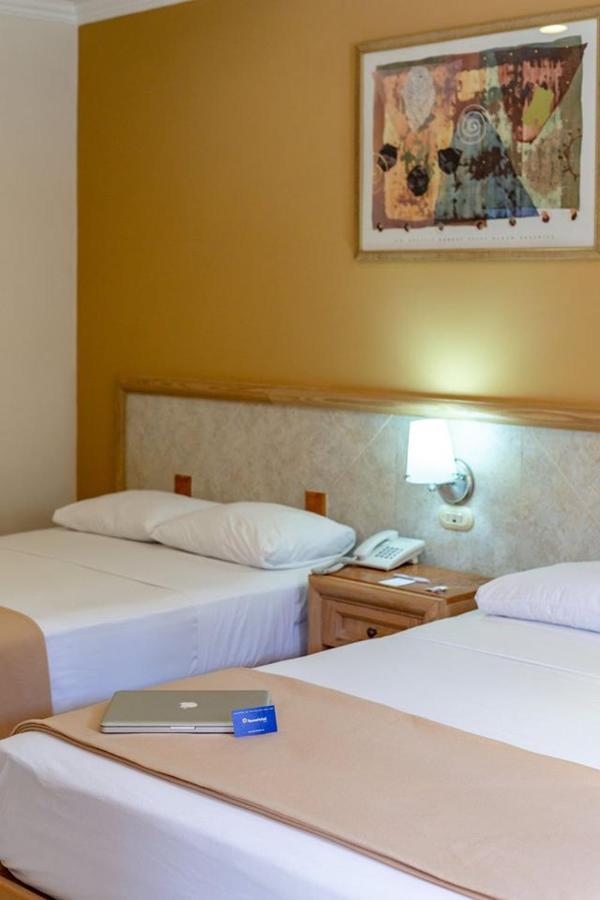 Tecnohotel Itzaes Mérida Kültér fotó