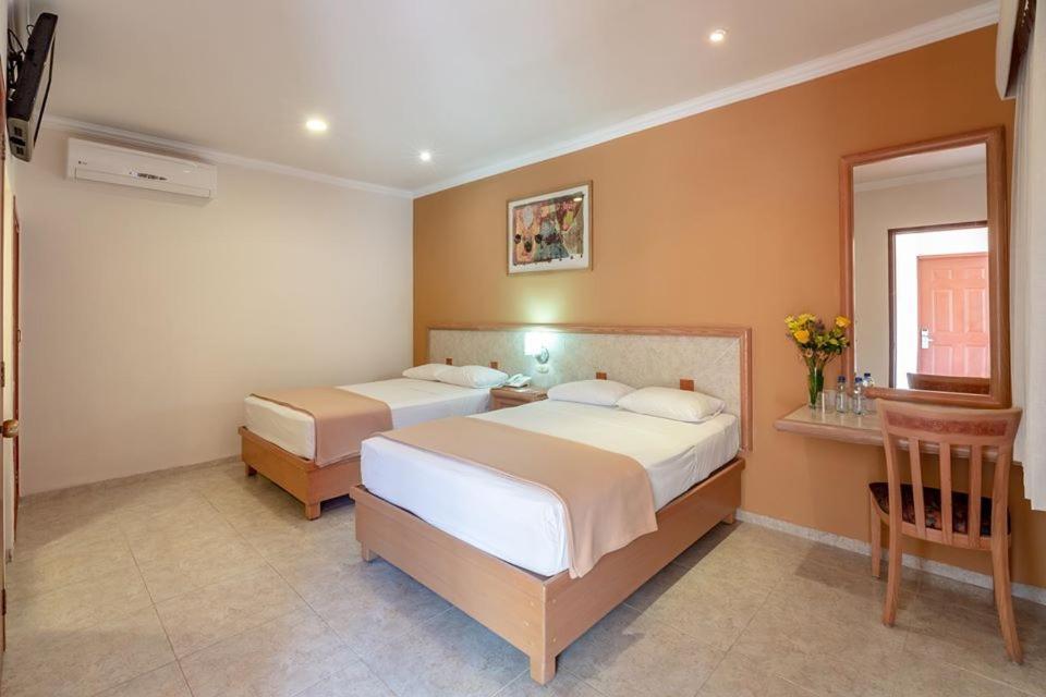 Tecnohotel Itzaes Mérida Kültér fotó